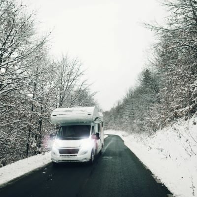 winter caravanning activities